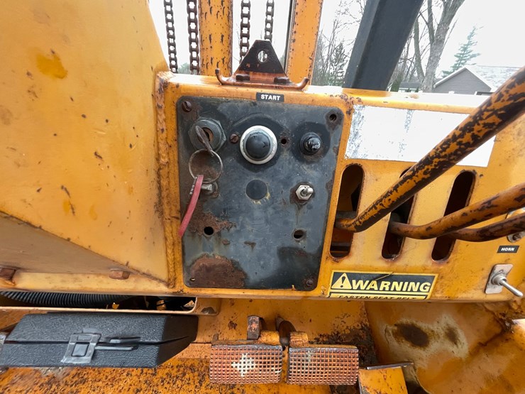 #406-•-case-585d-construction-king-forklift-(appleton,-wi)-image-65