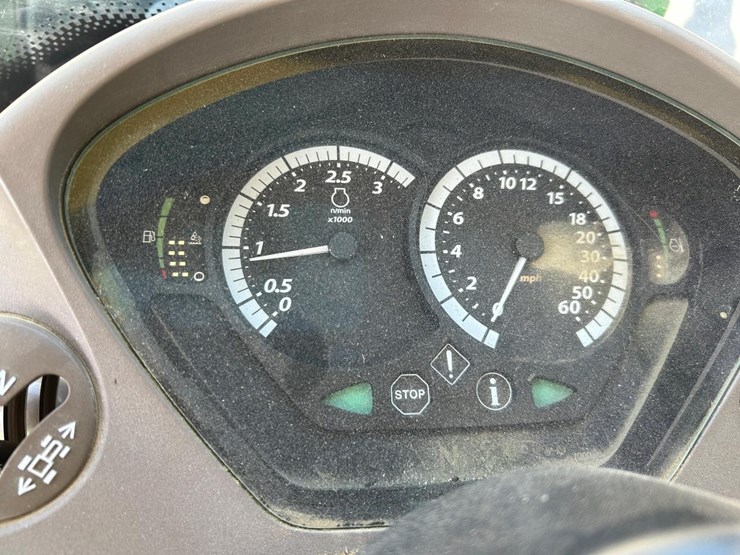2018-john-deere-6215r-image-25