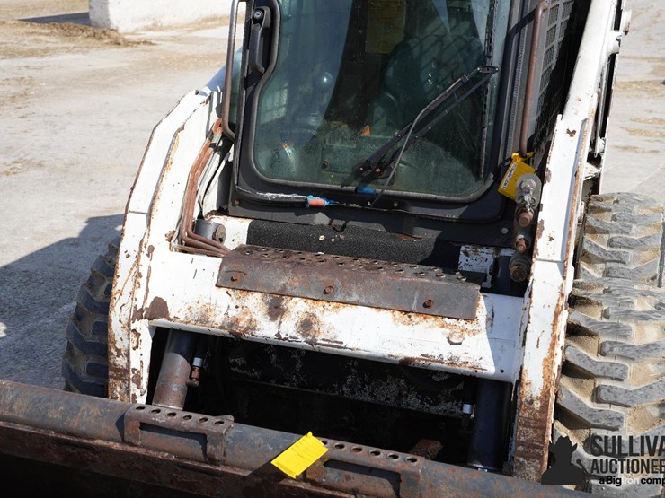 2007-bobcat-s205-image-10