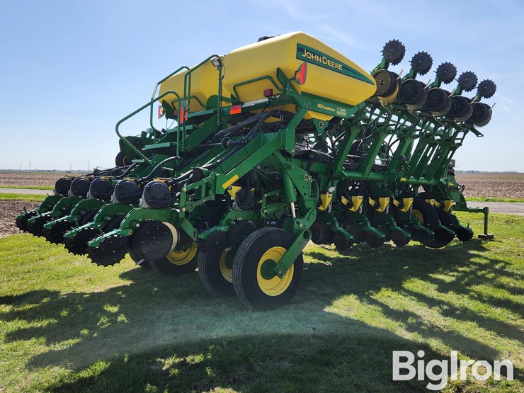 2004-john-deere-1790-ccs-image-5