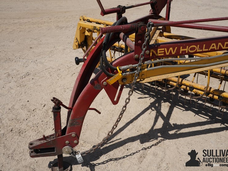 new-holland-258-image-10