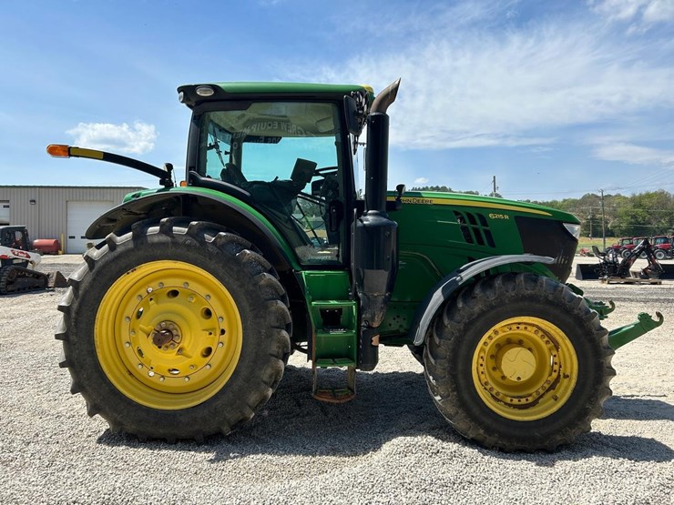 2018-john-deere-6215r-image-5