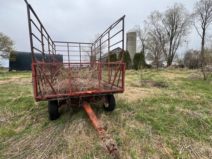 #9574-•-16'-hay-wagon-image-2