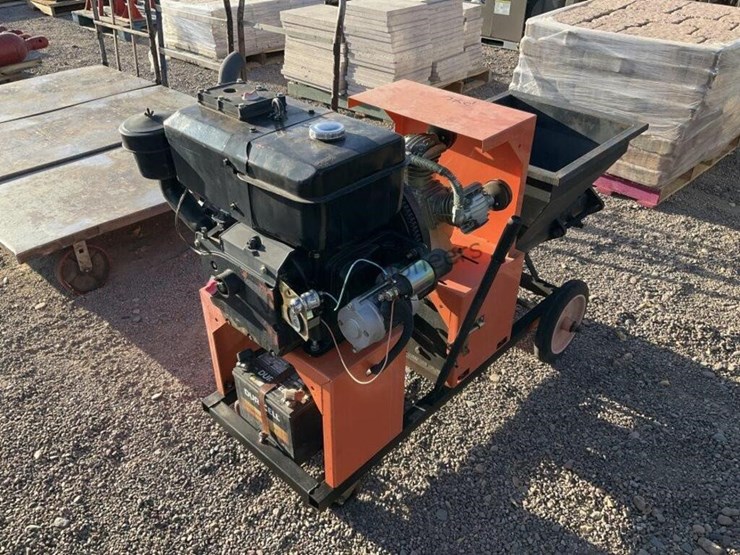 diesel-powered-concrete-pump-image-2