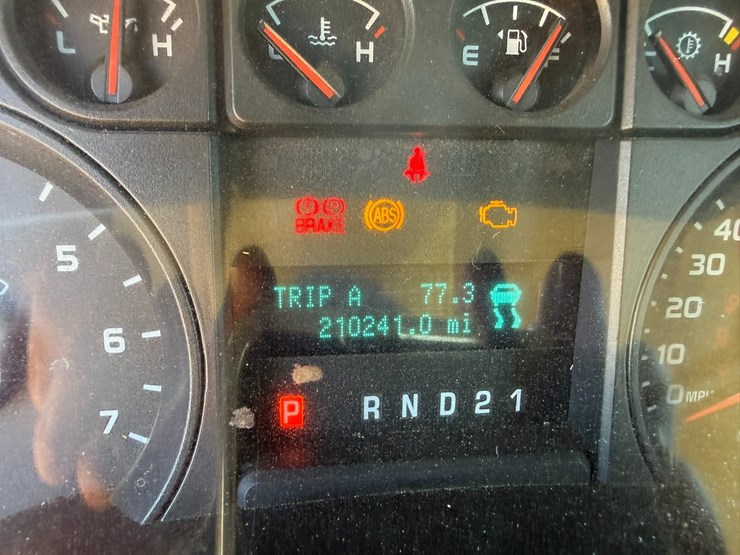 2010-ford-f150-image-47
