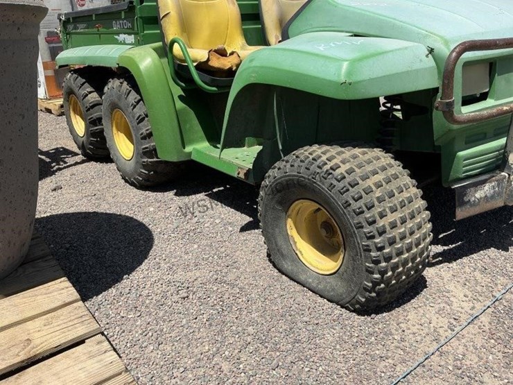 john-deere-gator-image-5