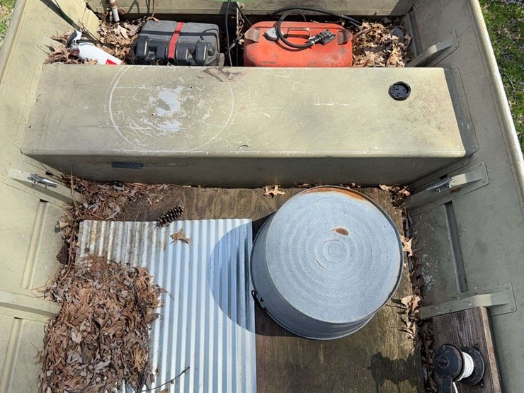 1993-18ft-aluminum-boat-and-trailer-hin--gen0564jb393-vin-19bej1111pca30128-image-8