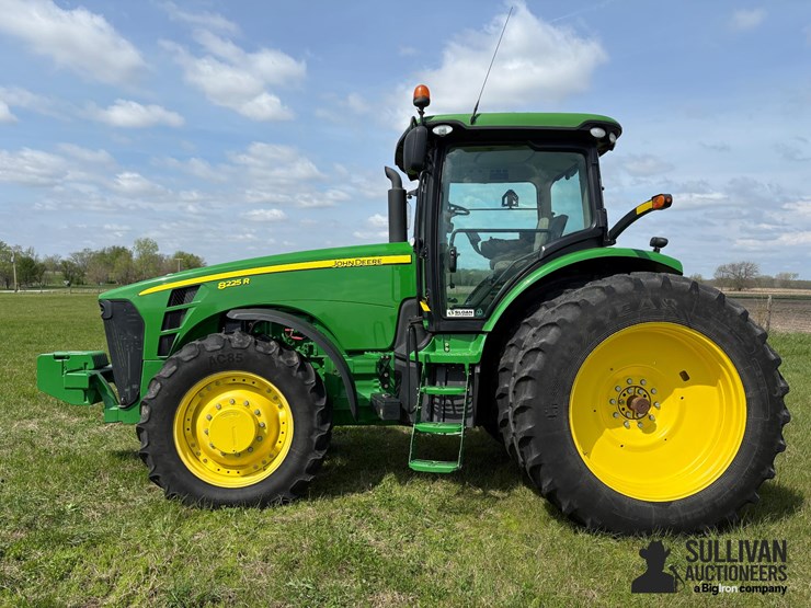 2010-john-deere-8225r-image-8