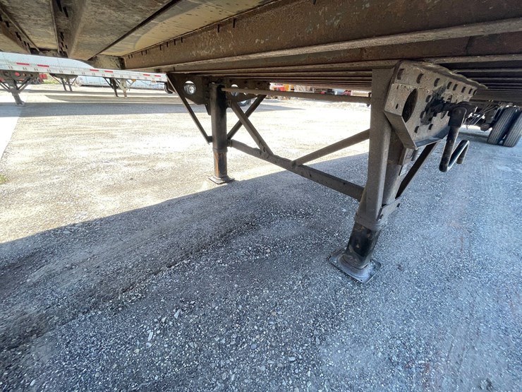 #312-•-2012-wabash-semi-trailer-(has-wi-title)-(denmark,-wi)-image-9