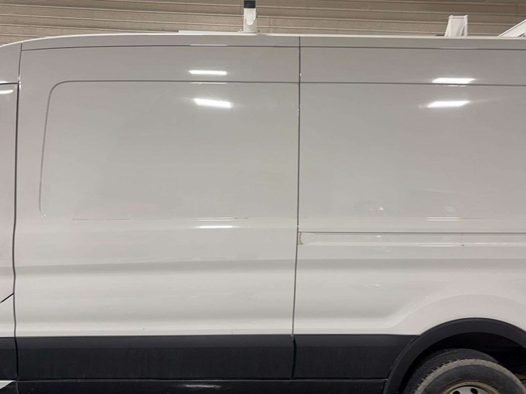 2019-ford-transit-image-21