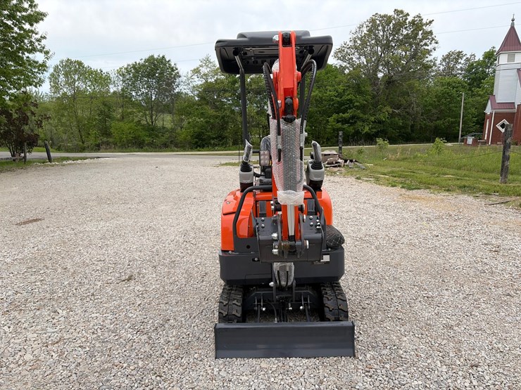 #152-•-unused-2026-ats-me18-mini-excavator-image-2