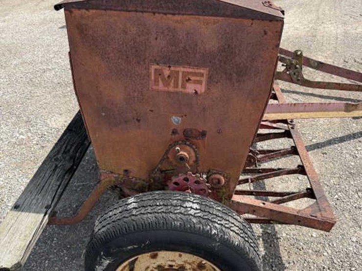massey-ferguson-43-image-4