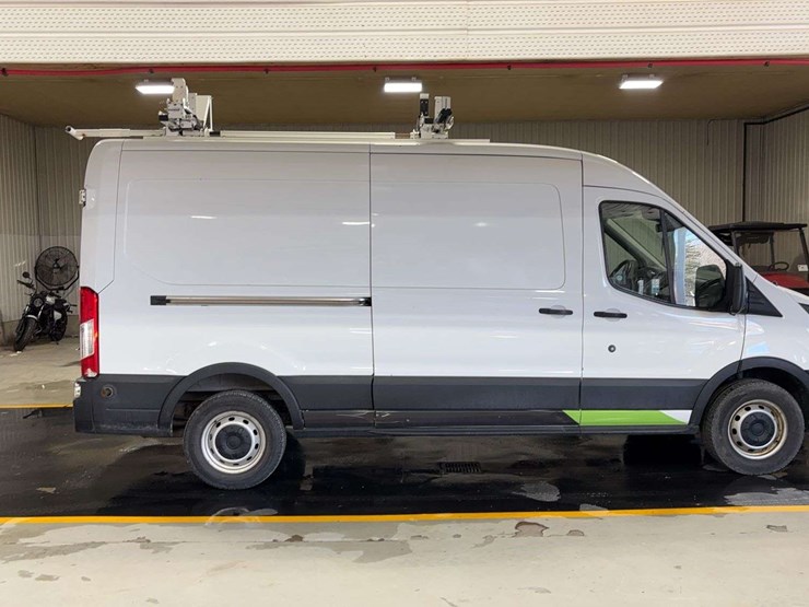 2019-ford-transit-image-6