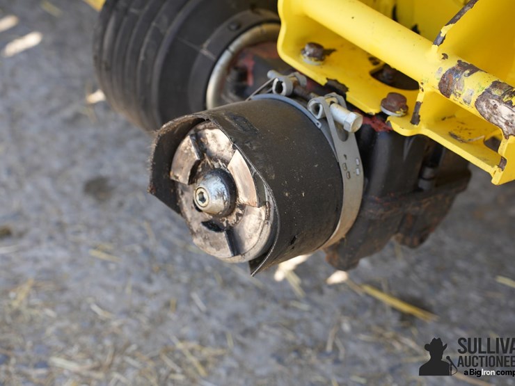 2021-john-deere-659-image-10