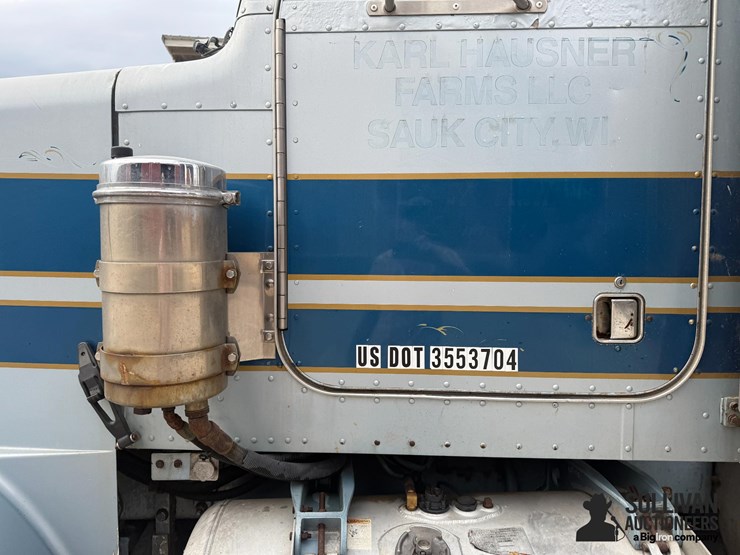 1998-peterbilt-378-image-13
