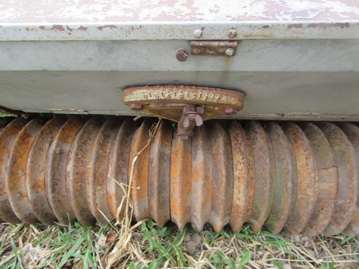 #9564-•-brillion-cultipacker-seeder-image-12