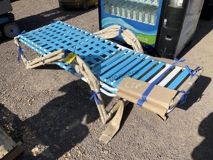 (2)-lawn-chairs-image-1