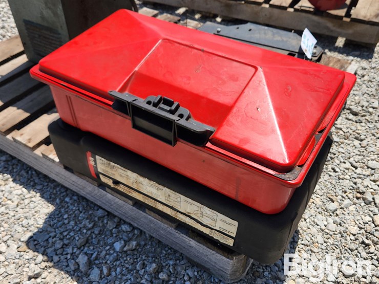 linde-230-amp-welder-image-17