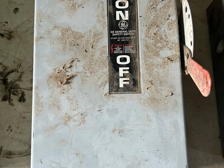#9634-•-(3)-electrical-boxes-image-4