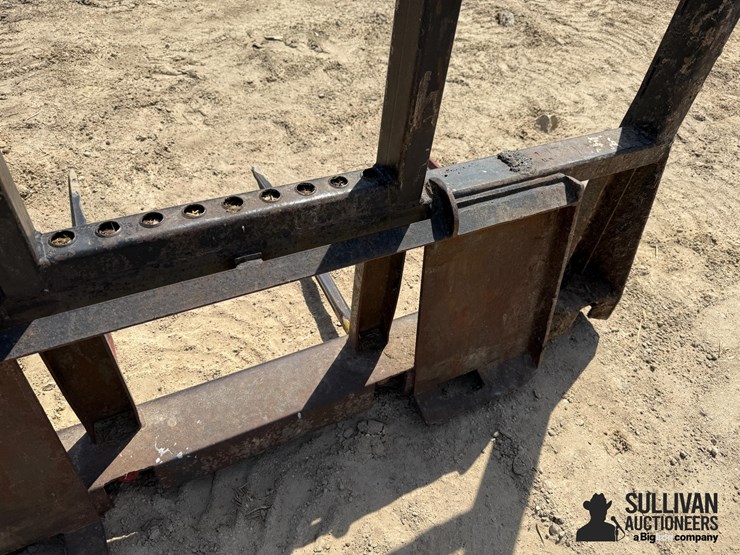4-prong-bale-spear-image-14