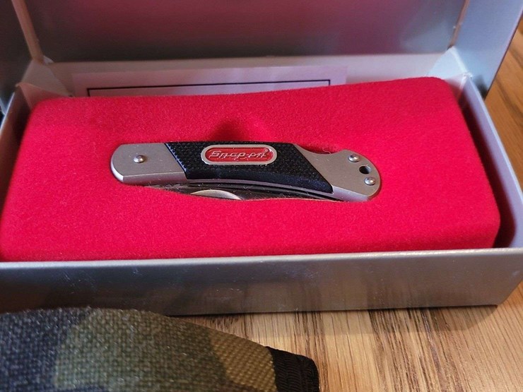 kershaw-blade-trader-knife-set-and-snap-on-folding-pocket-knife-image-4