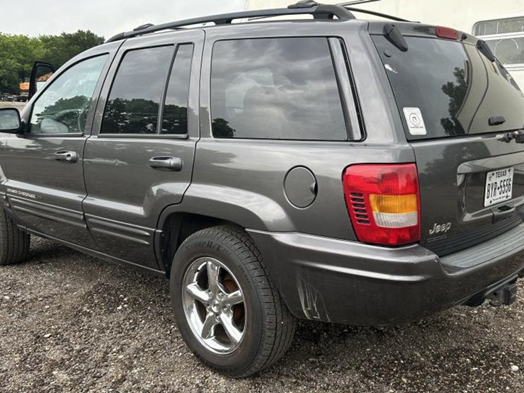 2002-jeep-grand-cherokee-image-8