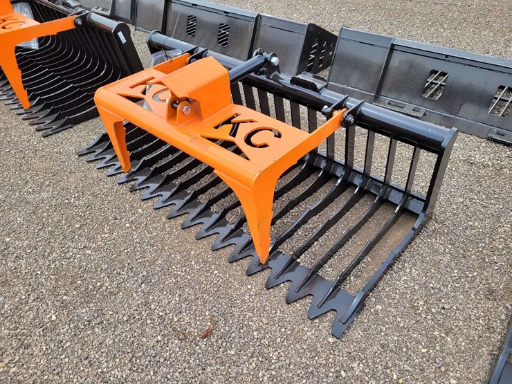 76-in.-single-cylinder-skeleton-grapple-bucket-v3-image-2
