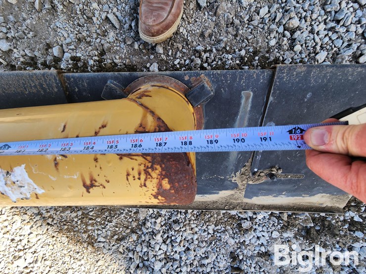 15'-hyrdraulic-auger-image-15