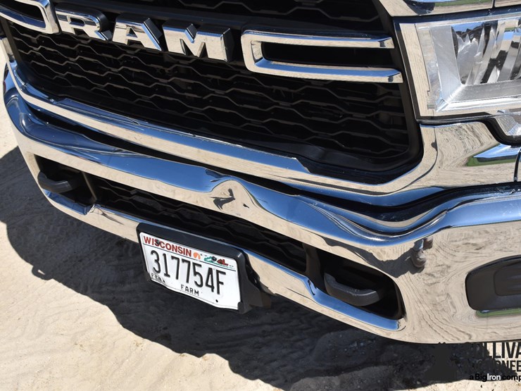 2019-ram-2500-hd-image-16