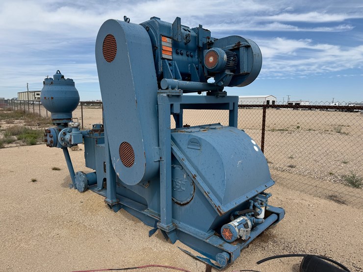 2009-tsc-unitized-wf700-5k-wp-triplex-pump-w/-d79-dc-motor-image-2