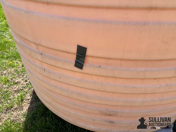 solar-1,200-gal-poly-tank-image-13