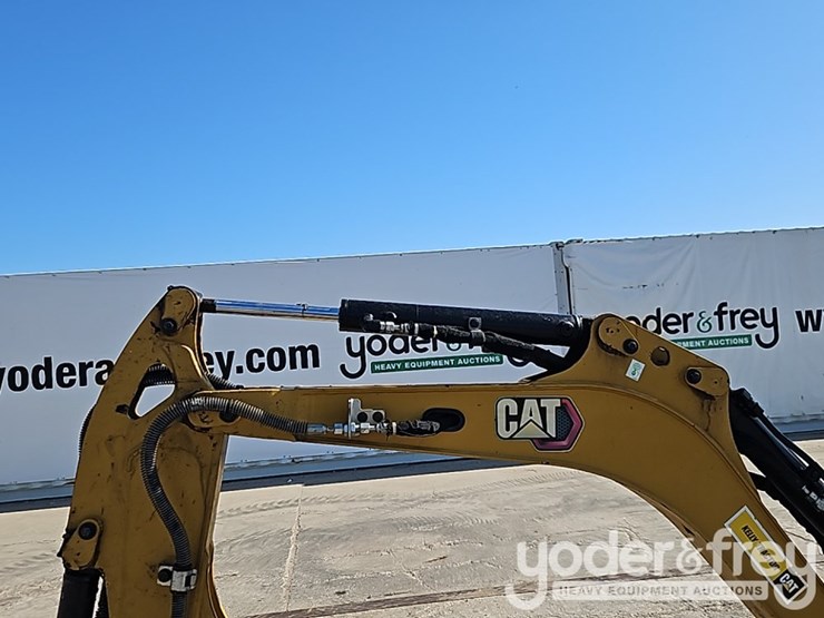 2023-caterpillar-301.7-image-17