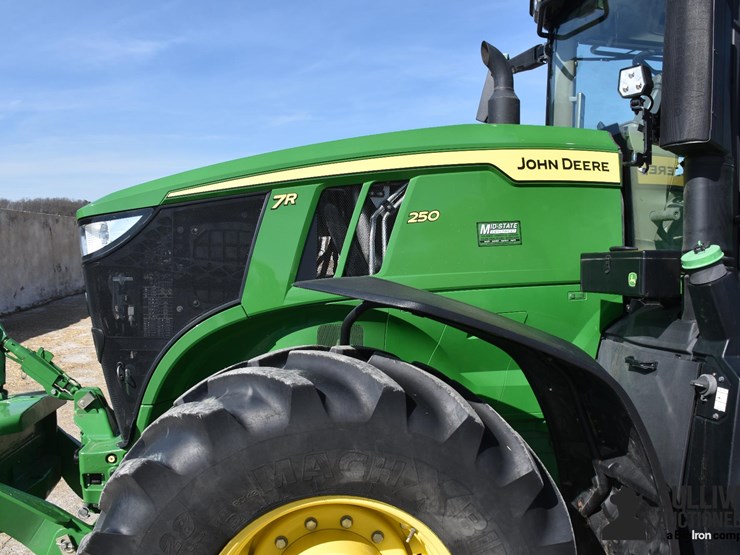 2022-john-deere-7r-250-image-13