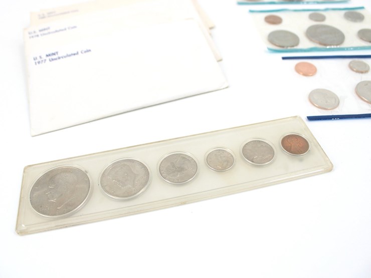 #32919-•-currency-|-misc-us-mint-coin-sets-from-the-70's-and-80's-image-5