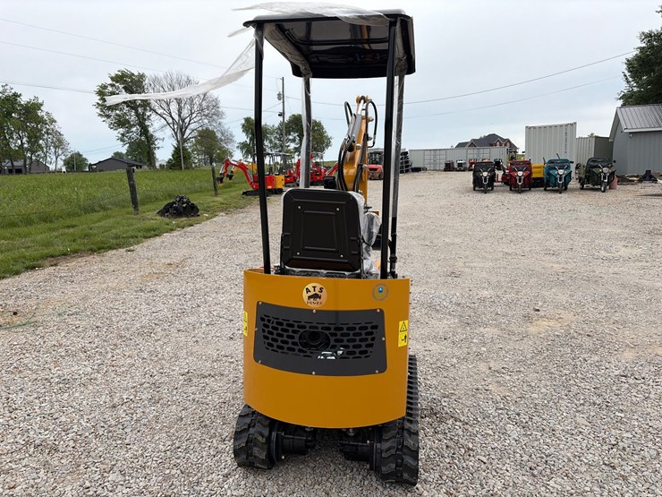 #153-•-unused-2026-ats-rt12r-mini-excavator-image-4