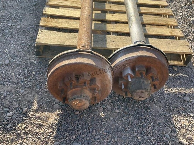(2)-8-lug-trailer-axles-image-5