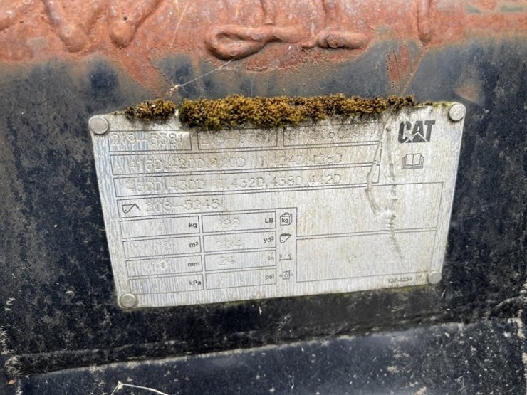 caterpillar-24-image-6