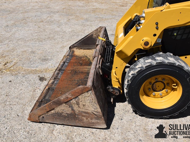 2025-caterpillar-226d3-image-11
