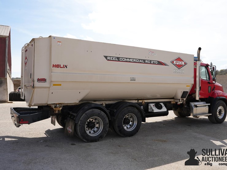 2023-freightliner-114sd-image-5