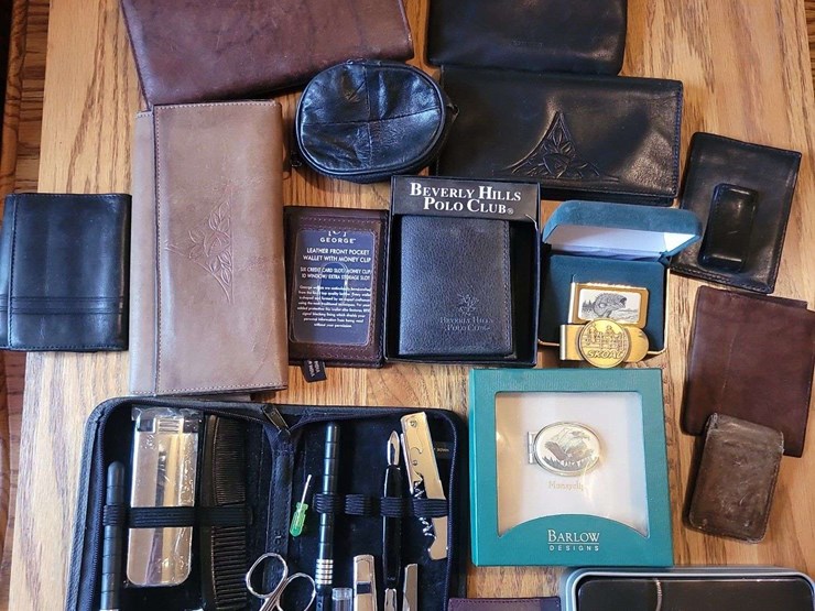 collection-of-assorted-wristwatches,-leather-wallets,-and-money-clips-image-10