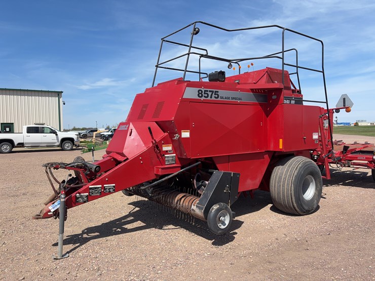 case-ih-8575-image-1