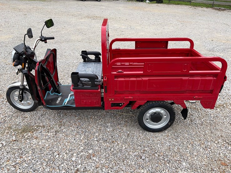 #307-•-unused-2026-iret13-electric-tricycle-image-4