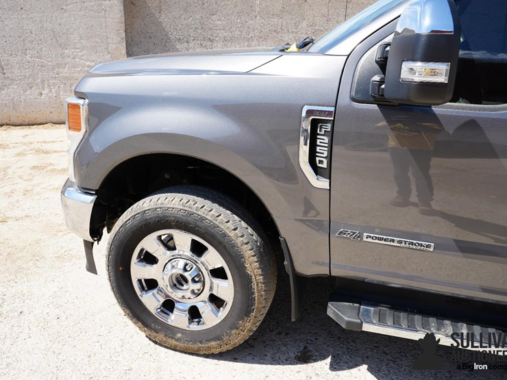 2021-ford-f250-xlt-image-15
