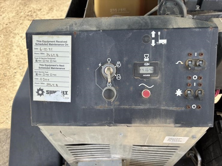 2016-terex-rl4-image-22