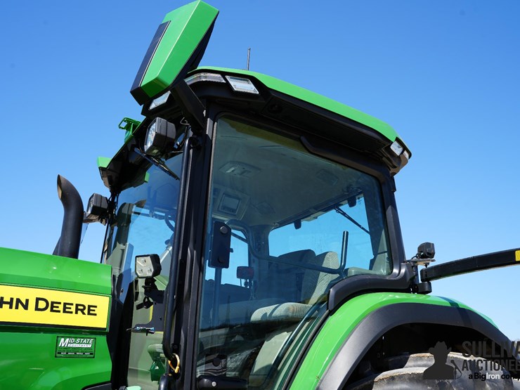 2023-john-deere-8r-340-image-19