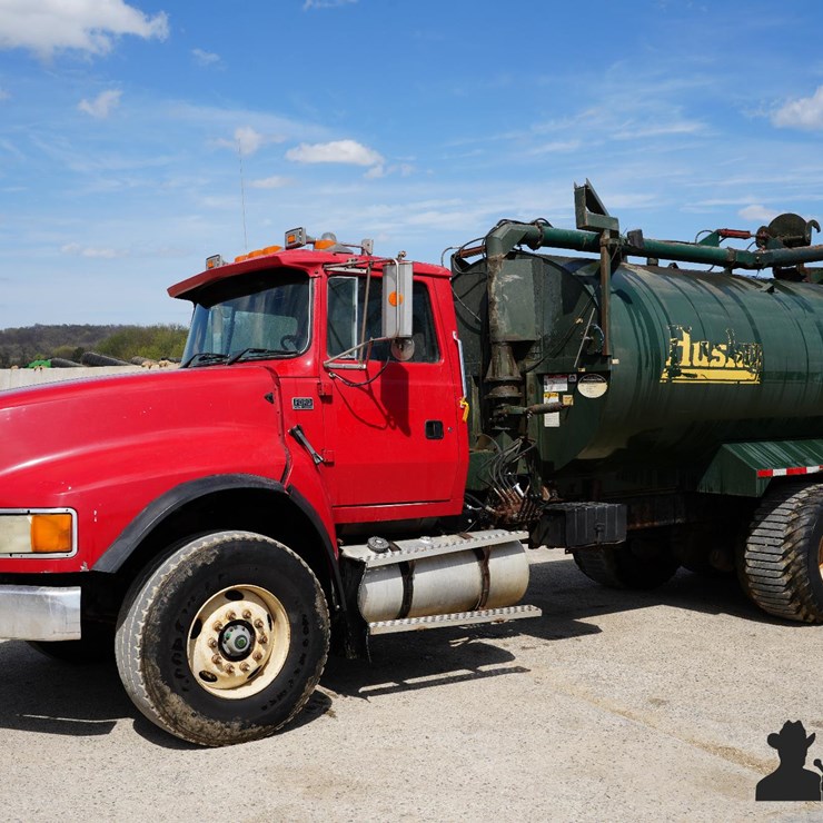 1995 FORD LTL9000