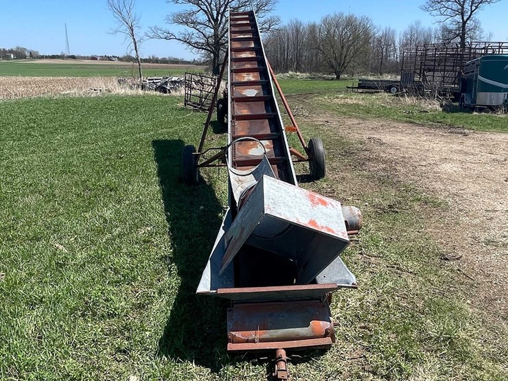 #6090-•-little-giant-bale-elevator-(omro,-wi)-image-4