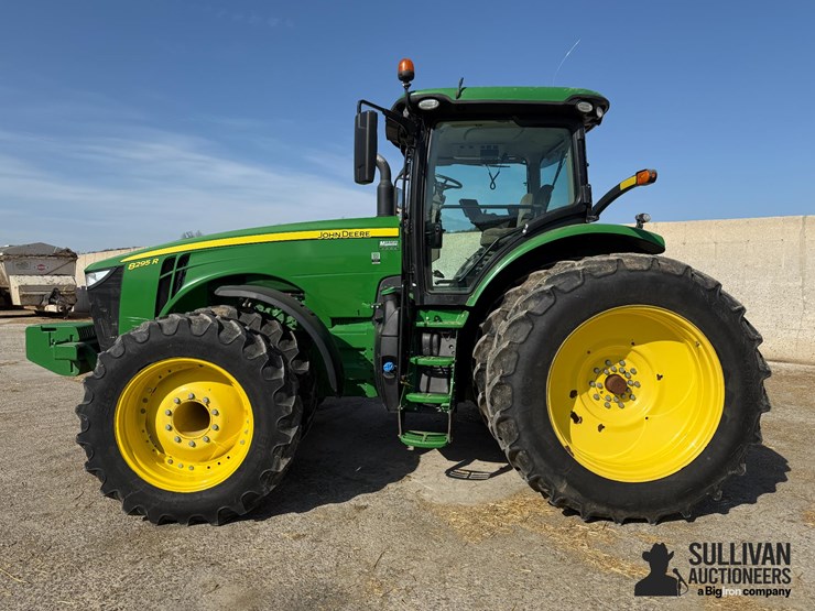 2018-john-deere-8295r-image-8