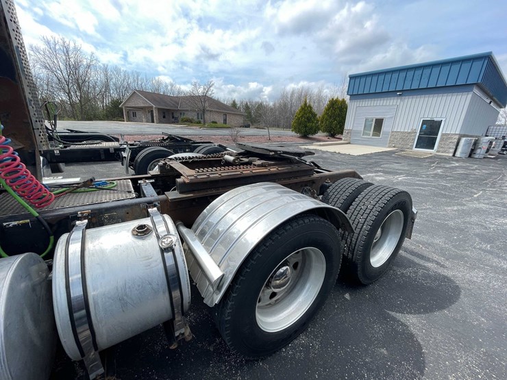 1997-kenworth-t800-image-9