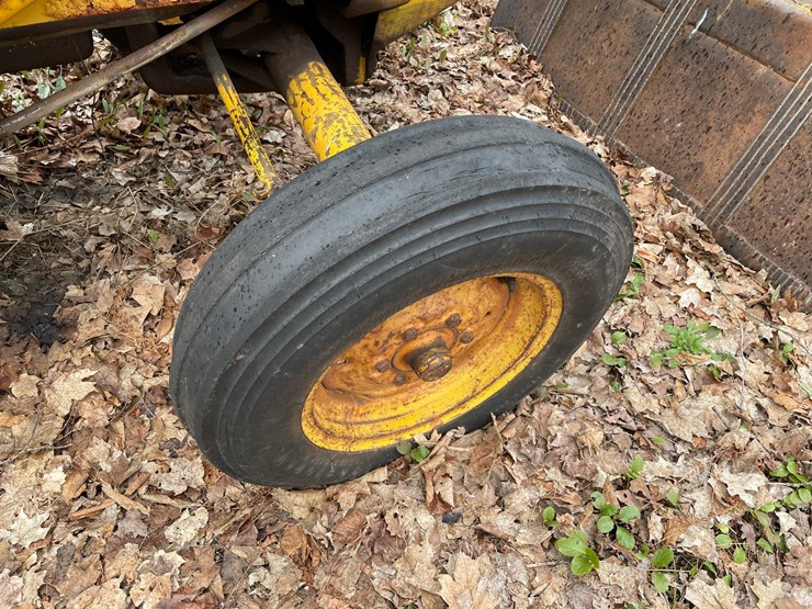 john-deere-440-image-37